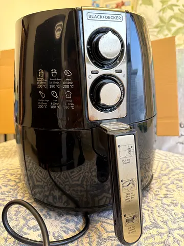 Black+Decker Compact Air Fryer - Good Working Condition