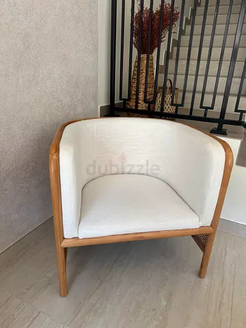 Arm chair