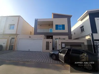 فيلا بالفرش 5 عرفة ماستر صالة كبيرة مجلس رجالي مطبخ واسع غرفة خادمة خزائن حائط 7 حمام تشطيب راقي تسهيلات في الدفع قريب لمخرج دبي الشارقة