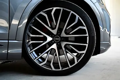صورة مصغرة 16 لـ 2025 AUDI Q8