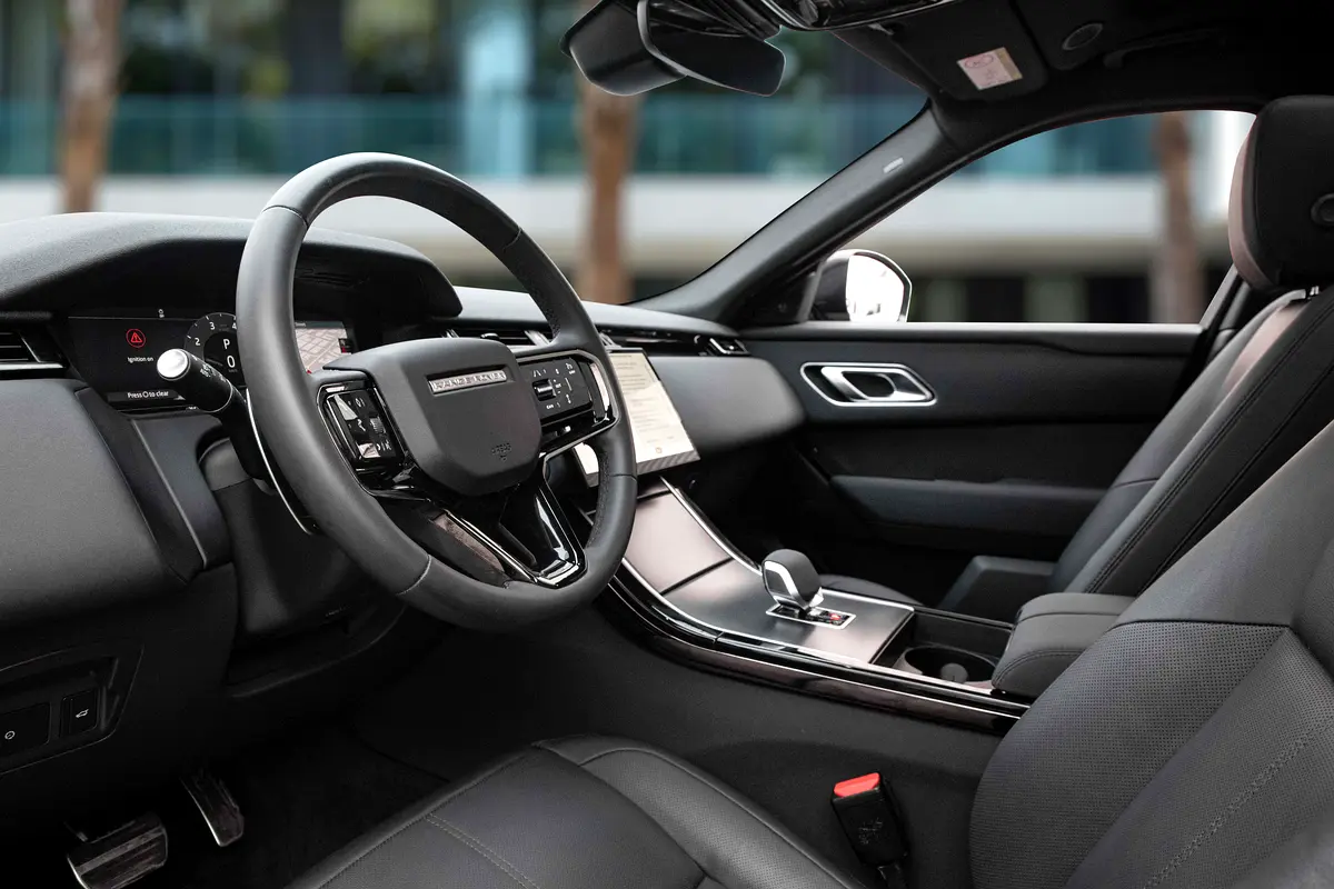 Land Rover Range Rover Velar 2024