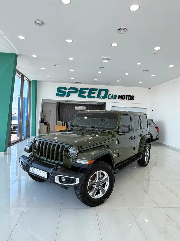 Jeep Wrangler 2022 — photo 1 of 16