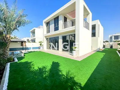 Vacant | Landscaped | View Today