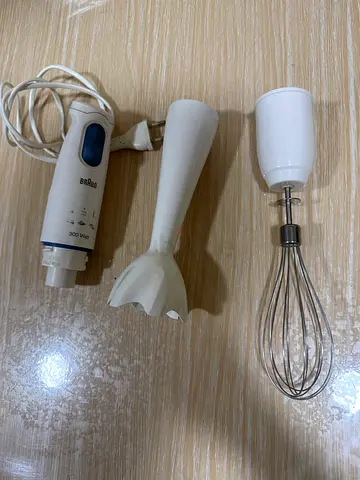 Braun hand blender with whisk attachment - used, working