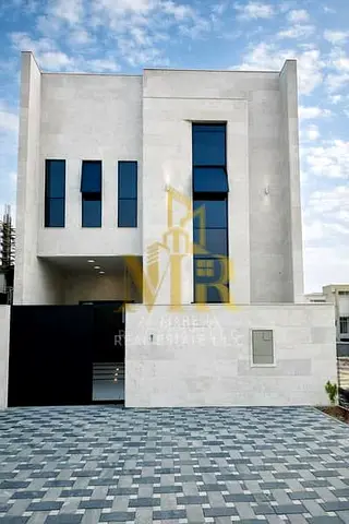 A 5-bedroom villa with a roof terrace and modern finishes is available at a special price, including registration fees.