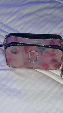 حقيبة مارك جاكوبس سناب شوت جديدة - السعر نهائي