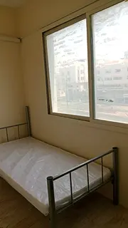 Furnished partition room available
