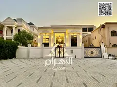 Take advantage of this exceptional opportunity to own a luxurious villa with an elegant architectura