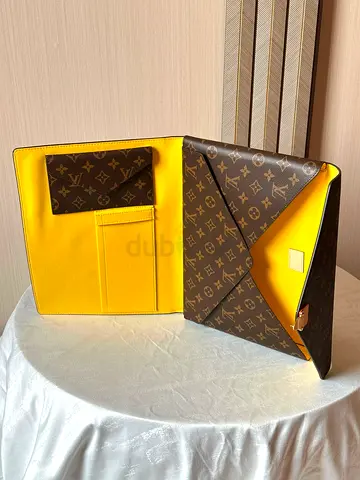 Louis Vuitton Monogram Document Holder / Envelope Clutch - Yellow Interior