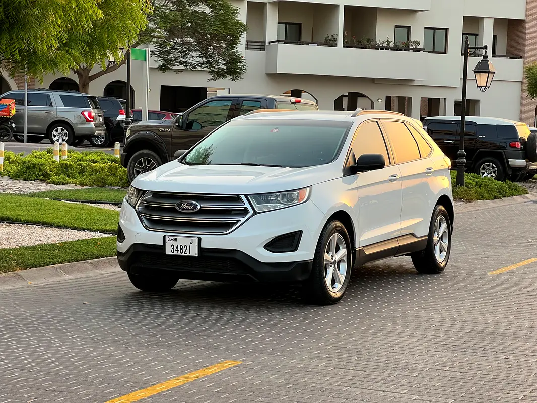 Ford Edge 2016 — photo 1 of 14