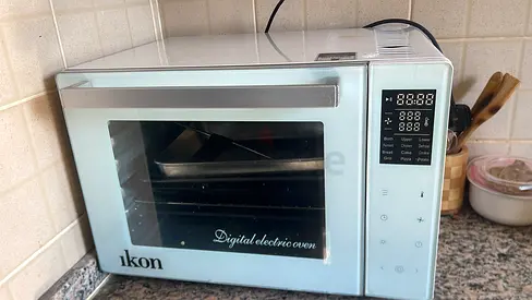 Baking oven