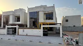 Two-story villa with a rooftop terrace in a prime location close to all amenities, directly from the