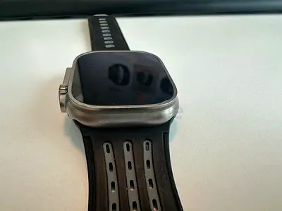 Apple Watch Ultra GPS + Cellular, 49mm Titanium Case With Ocean Band Midnight Midnight