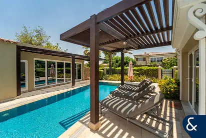 Luxury Lake-Backing Villa | One of Five