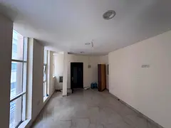 FULL FLOOR 2 BHK WITH 2 WASHROOM SEPRET LIFT