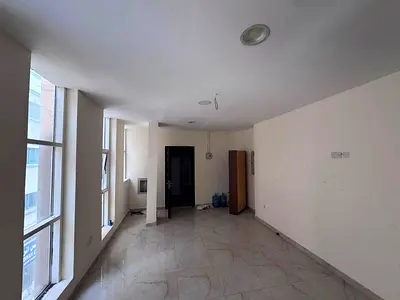 FULL FLOOR 2 BHK WITH 2 WASHROOM SEPRET LIFT