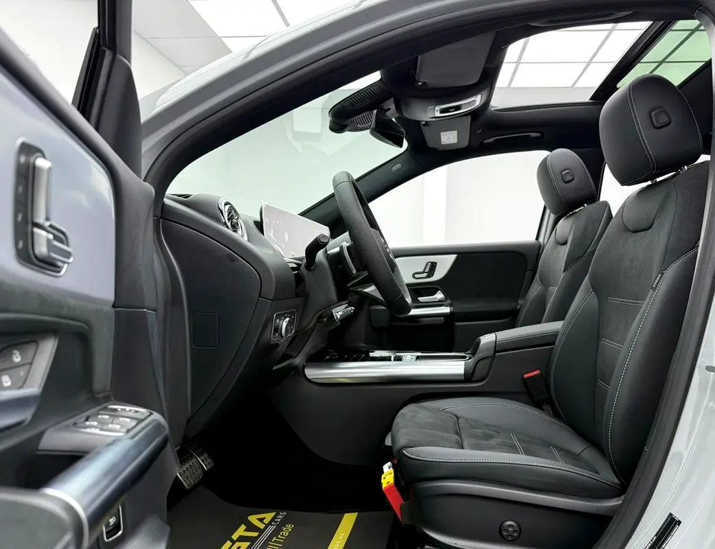 Mercedes-Benz GLA-Class 2026