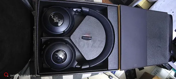 Razer v4 gaming headphones