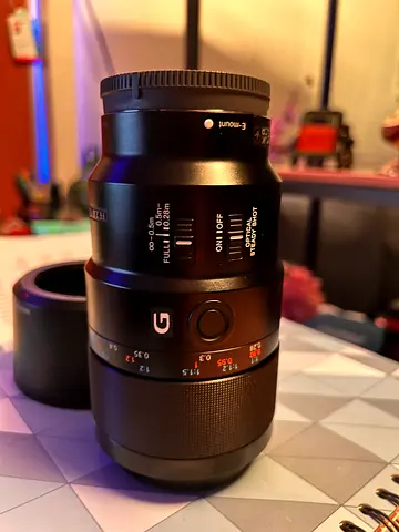 Sony E-mount 90mm macro lens