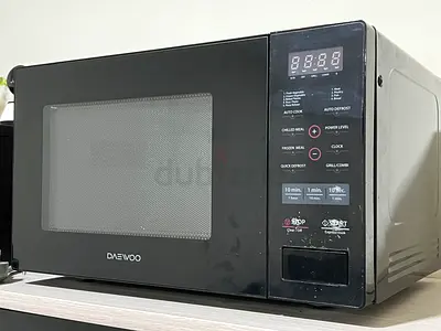 Black Countertop Microwave Oven with Grill