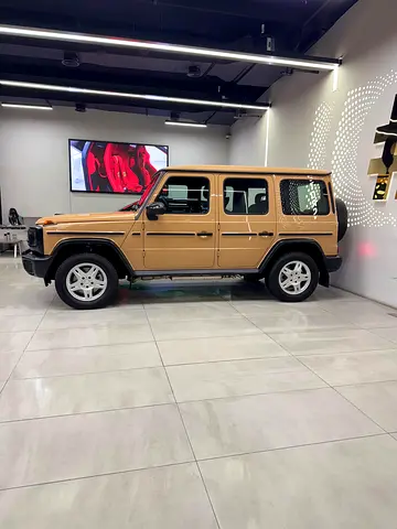 Mercedes G500 / 1 OF 460 GCC