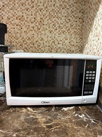 White Clikon Microwave Oven - Good Working Condition