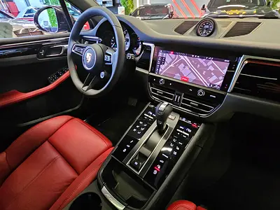 2024 Porsche MACAN — миниатюра 11