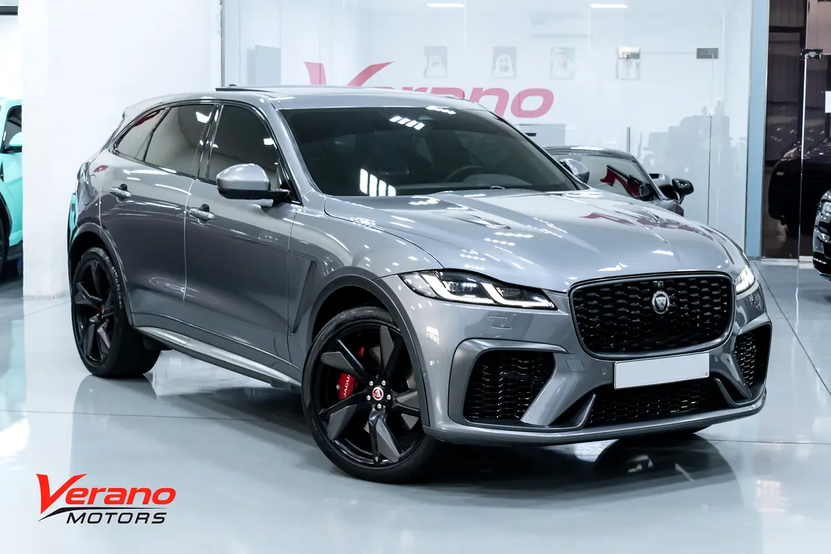 Jaguar F-Pace 2022 — photo 1 of 18