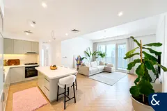Fully Upgraded | 2 Bed | Prestige Finishing
