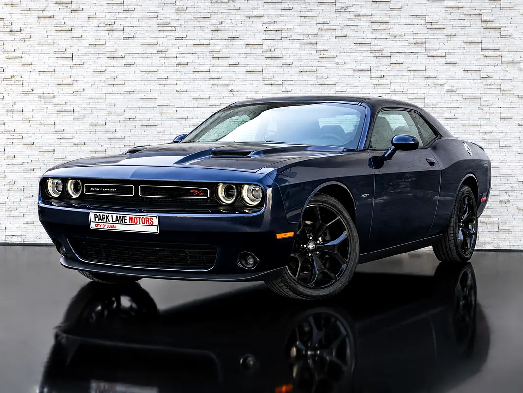 Dodge Challenger 2016 — photo 1 of 15