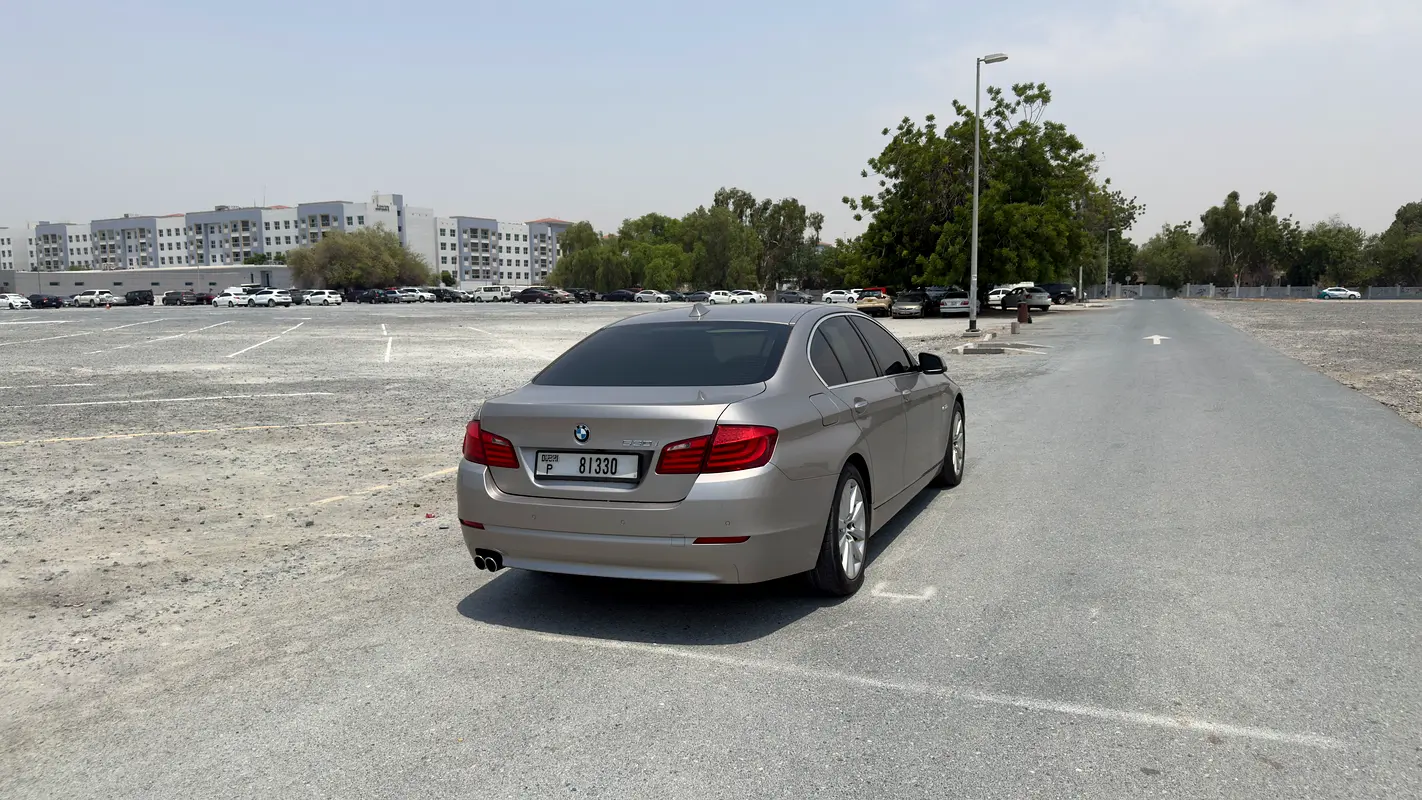 BMW 5-Series 2013 — photo 1 of 13