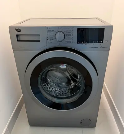 Beko 7kg Front Load Washing Machine - Silver