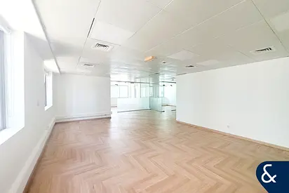 Fitted | Panoramic Views | Modern Layout