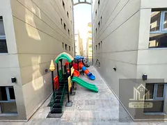 1Bedroom With Huge pool + Covered parking