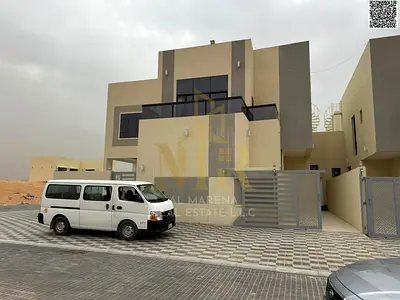 للبيع فيلا  تكييف مركزي بسعر شامل كهرباء ومية ومكيفات  تملك حر لجميع الجنسيات قريبه جدا من جامعة أم القوين بسعر مغري  للبيع فيلا بافضل مواقع سكنيه بمن