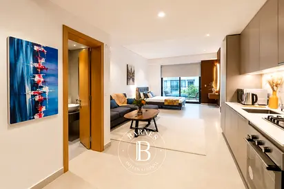 Spacious Studio | Ready to Move| Multiple Cheqs