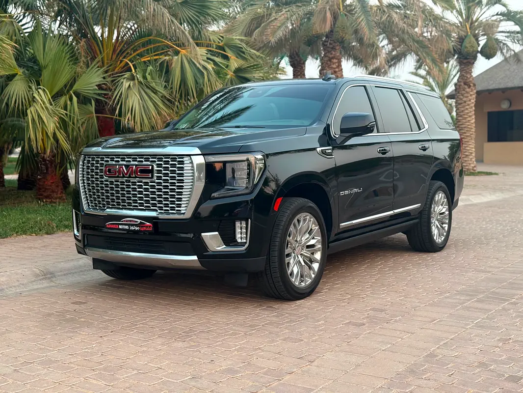 GMC Yukon 2023 — photo 1 of 14