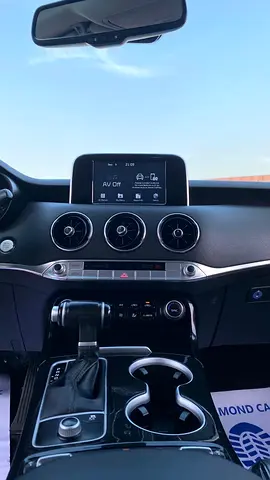 صورة 8 لـ 2018 KIA STINGER