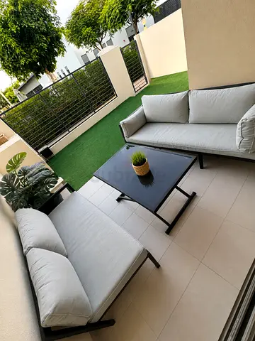 Outdoor 3-piece patio sofa set with coffee table — light grey cushions