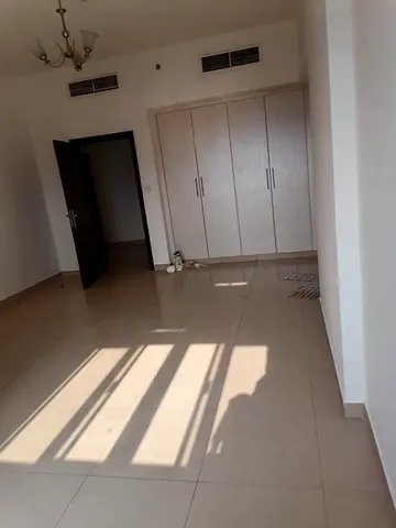 Brand new building nice and Spacious 2BHK beautiful apartment Rent 45k
