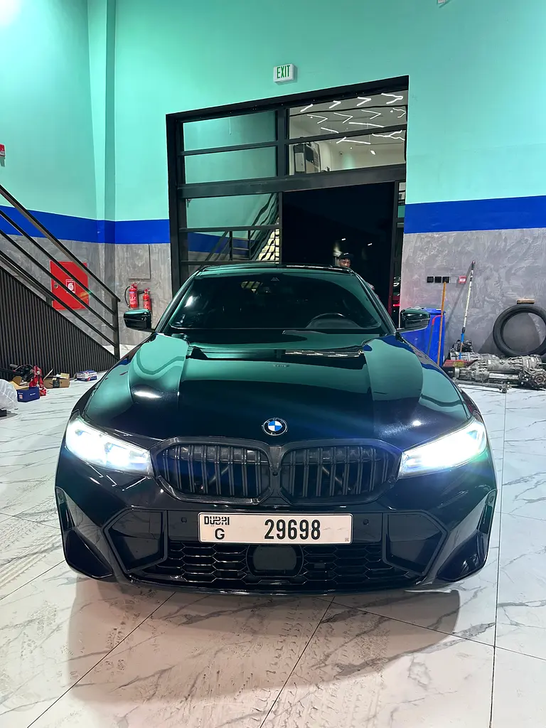 BMW 3-Series 2021 — photo 1 of 13