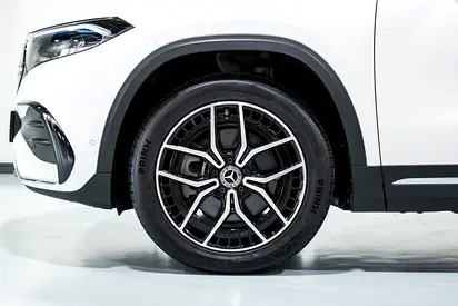 2022 Mercedes-BENZ EQA — фото 4