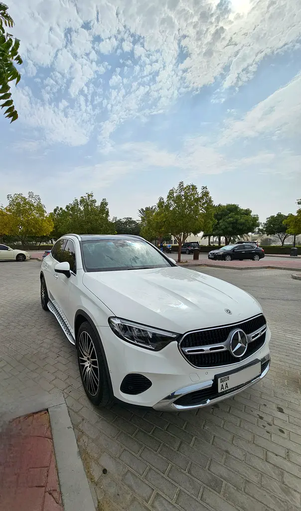 Mercedes-Benz GLC-Class 2023 — photo 1 of 19