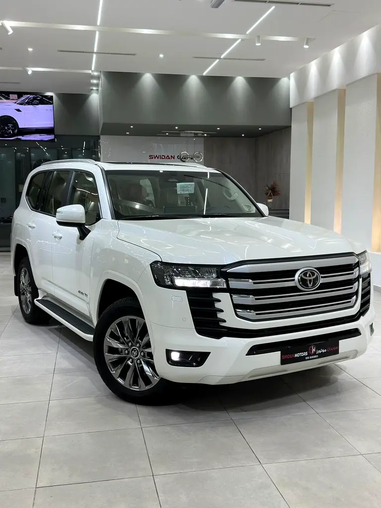 Toyota Land Cruiser 2026 — photo 1 of 20