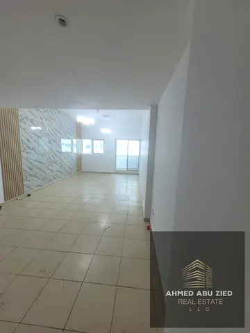 باركن - جيم - مسبح - حديقة - غرفة نوم ماستر - مساحة واسعة جدا - بلكونة باطلالة مفتوحة - خزائن الحائط - تشطيبات فاخرة - غرفة غسيل - 2 حمام -تكييف مركزي