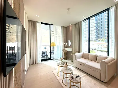Luxury Corner 1-Bedroom - Premium Furnished - Open Road & City View