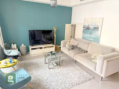 Furnished | Private Garden | Community View