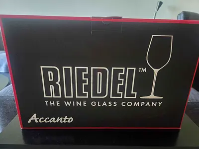 Riedel Accanto Crystal Wine Glasses – Set of 4 (Brand New/Unused)