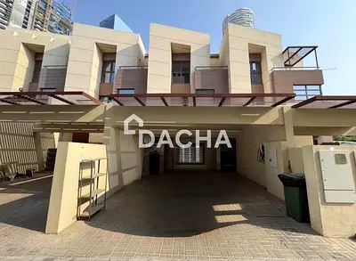 Spacious 4 Bedroom Villa | Private Garden