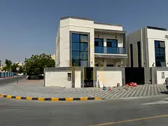 Villa in Al Rawda 1 area, corner location on two streets, central air conditioning, 5 master bedroom